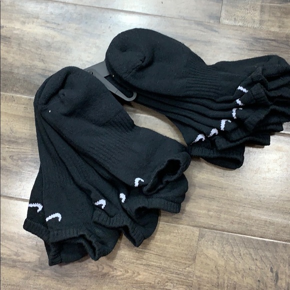 NIKE EVERYDAY COTTON CUSHIONED NO SHOW SOCKS - Picture 2 of 16